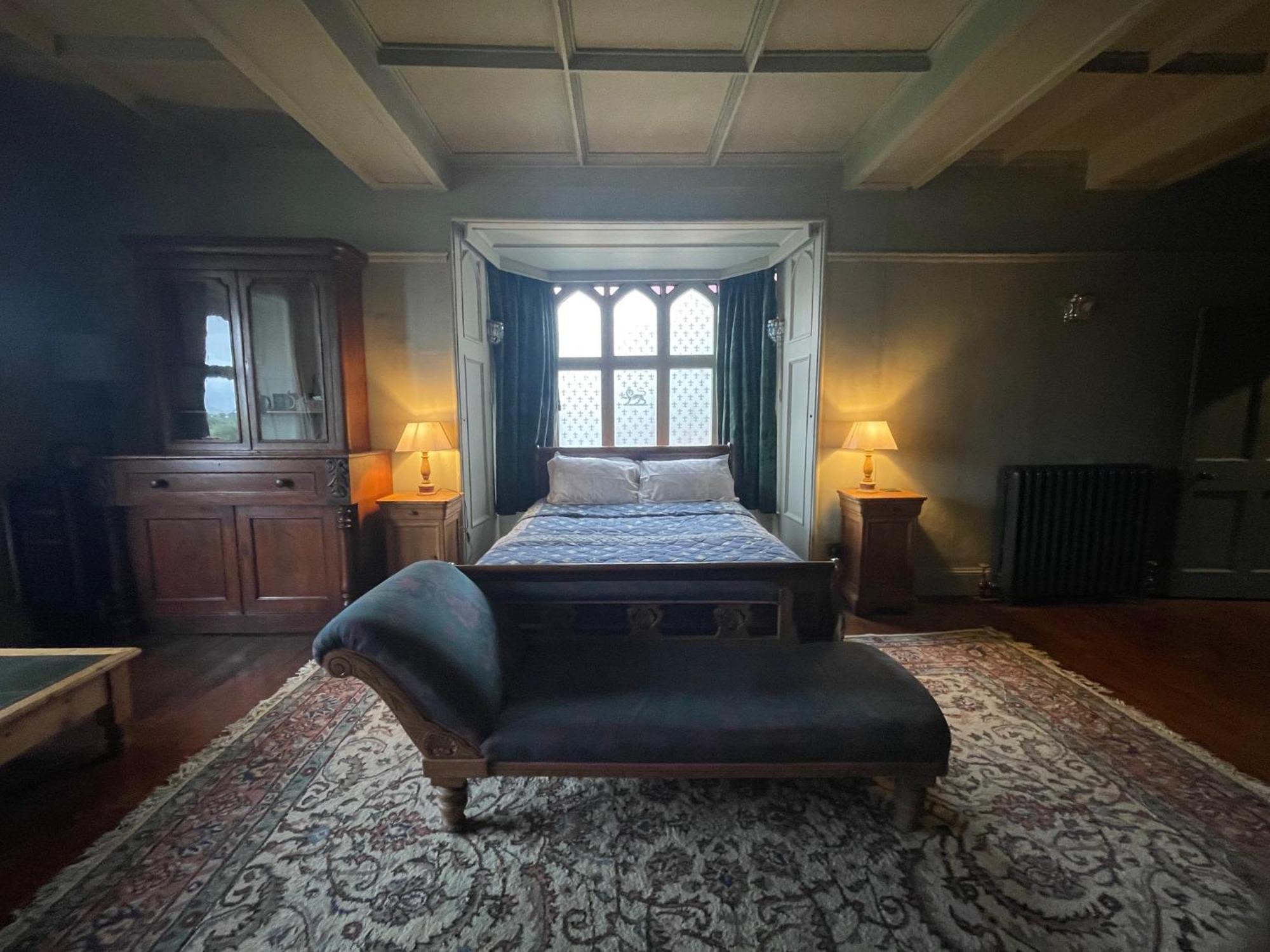 Llanerchydol Hall Suites Welshpool Esterno foto