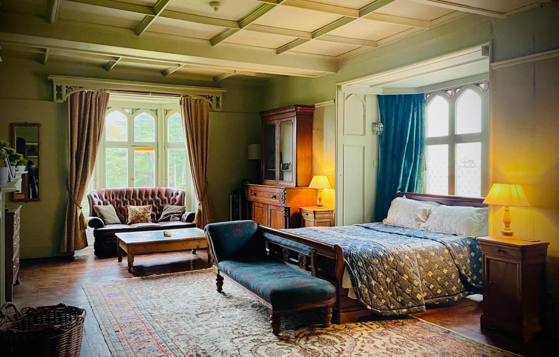 Llanerchydol Hall Suites Welshpool Esterno foto