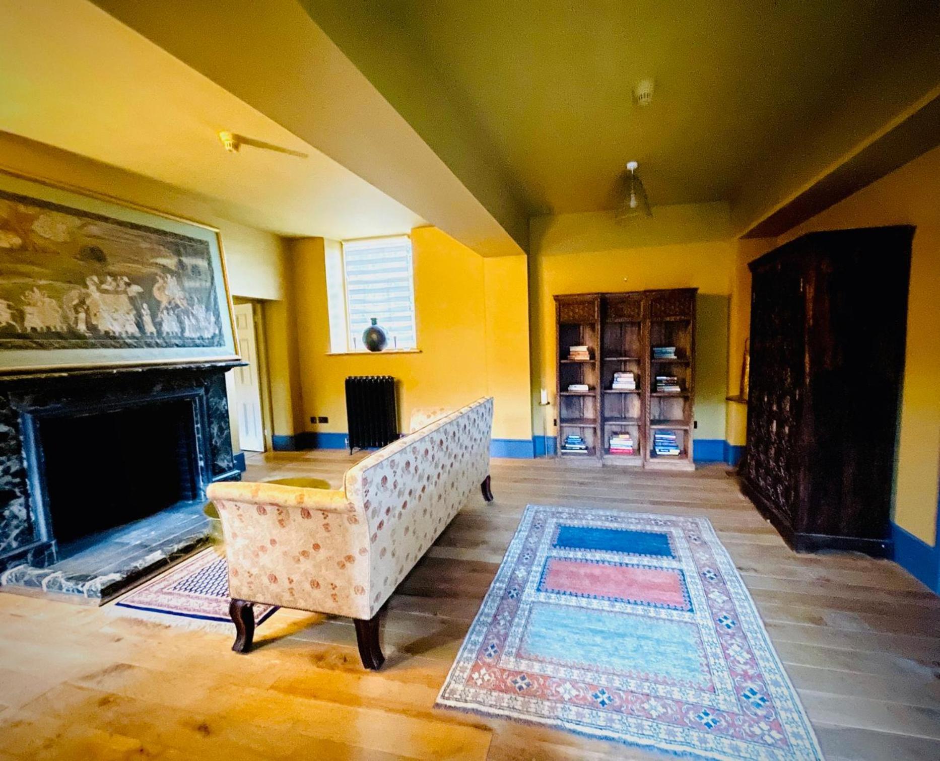 Llanerchydol Hall Suites Welshpool Esterno foto