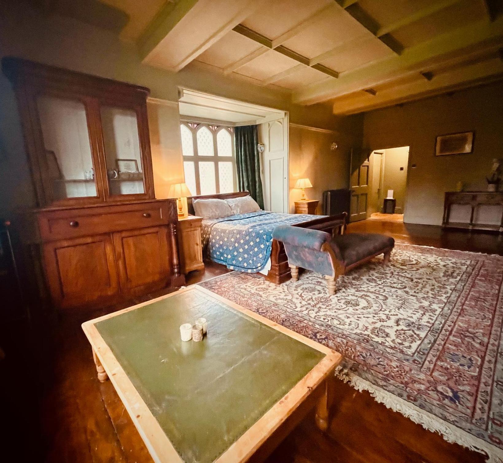 Llanerchydol Hall Suites Welshpool Esterno foto